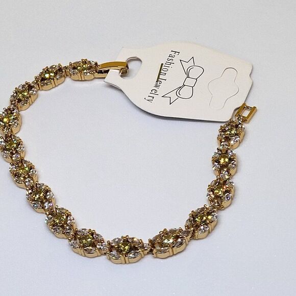 Elite, 8.00 ctw, Genuine Yellow & White Sapphire, 14k White Gold filled Bracelet - Picture 5 of 9